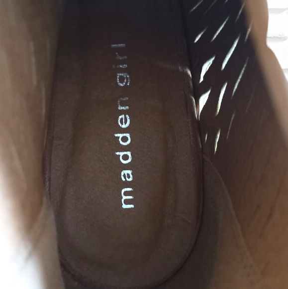 Madden Girl Rockella Women's Tan Leather Open Toe Zip Up Ankle Boots - Picture 16 of 16